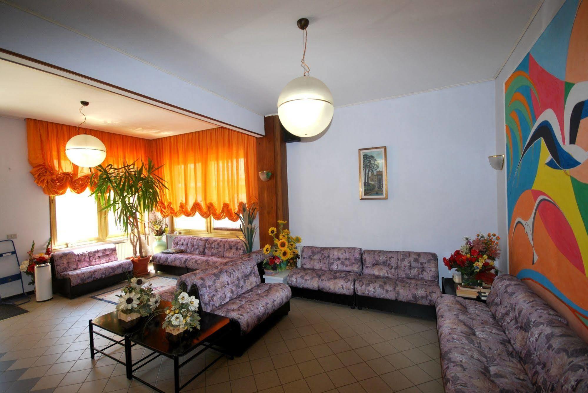 Hotel Geppi Pietra Ligure Ngoại thất bức ảnh